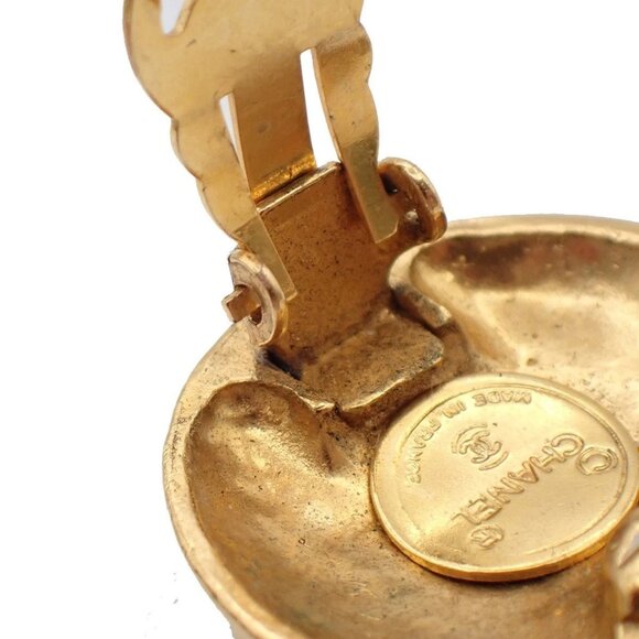 CHANEL CC Logo Round Button Earrings Clip-On Gold France 34RF529 - Picture 7 of 9